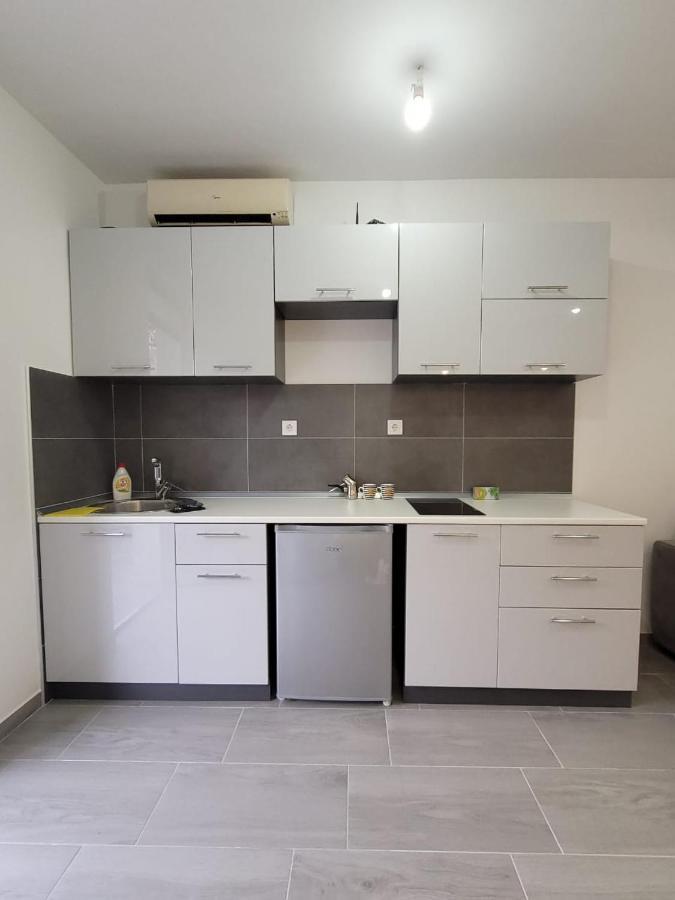 Apartment Diamond -Modern And Lovely Seaside Studio Apartment Kotor Zewnętrze zdjęcie