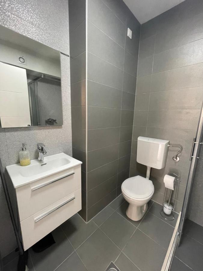Apartment Diamond -Modern And Lovely Seaside Studio Apartment Kotor Zewnętrze zdjęcie